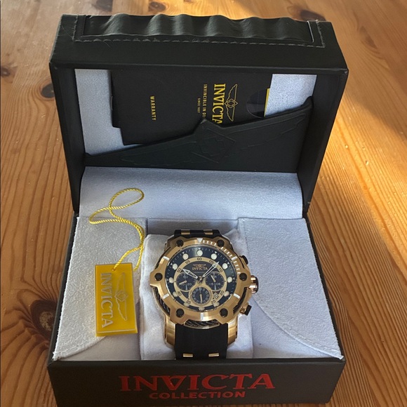Invicta Collection Quartz Watch - Picture 3 of 15